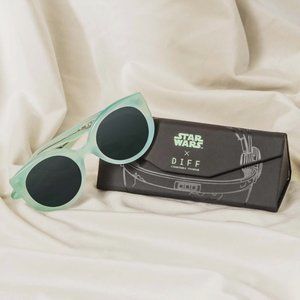 NWT Star Wars x Diff Grogu Sunnies
